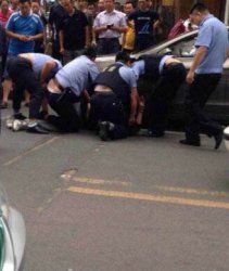延吉金华城发生恶性砍人事件 犯罪嫌疑人被当场控制