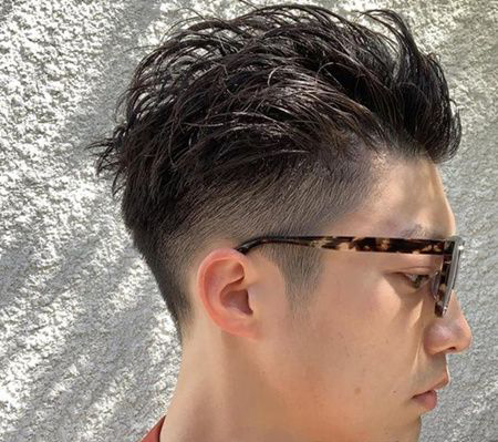2019夏季男生流行的发型 飞机头发型适合人群 1