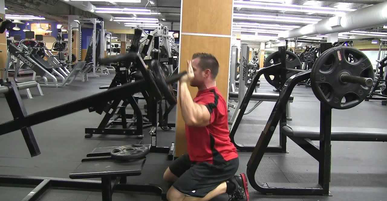男士肩部健身方案 男士肩部力量锻炼 3
