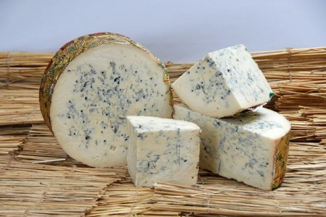蓝纹奶酪为什么这么臭 蓝纹奶酪怎么吃 1
