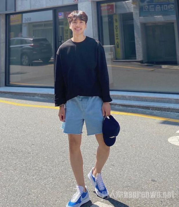 韩国男生夏季服装搭配 一种清爽帅气感 3