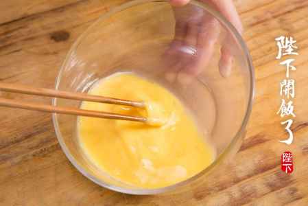 韭黄炒蛋怎么做好吃窍门 家常做法技巧 9